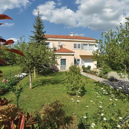 Pet Friendly In With Sauna Karakašica