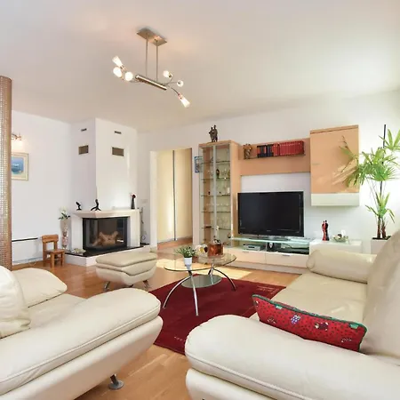 別荘 Pet Friendly In With Sauna Karakašica
